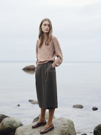 HELGA ISAGER 'Field'