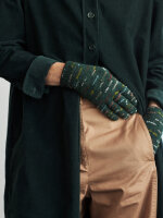 Isager Yarn - HELGA ISAGER og HELGA JÓNA THÓRUNNARDÓTTIR, Handcraft