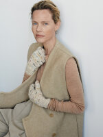 Isager Yarn - HELGA ISAGER og HELGA JÓNA THÓRUNNARDÓTTIR, Handcraft