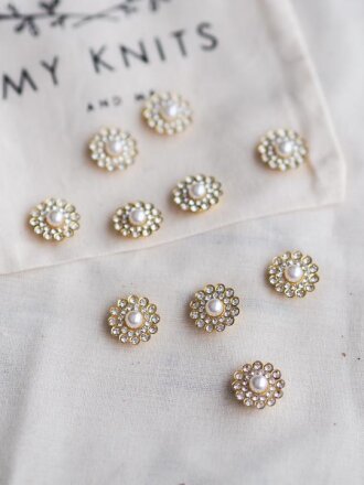 MY KNITS & ME Pynteknap, 'Bling' med perle