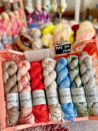 Sysleriget - SYSLERIGET Pure Silk