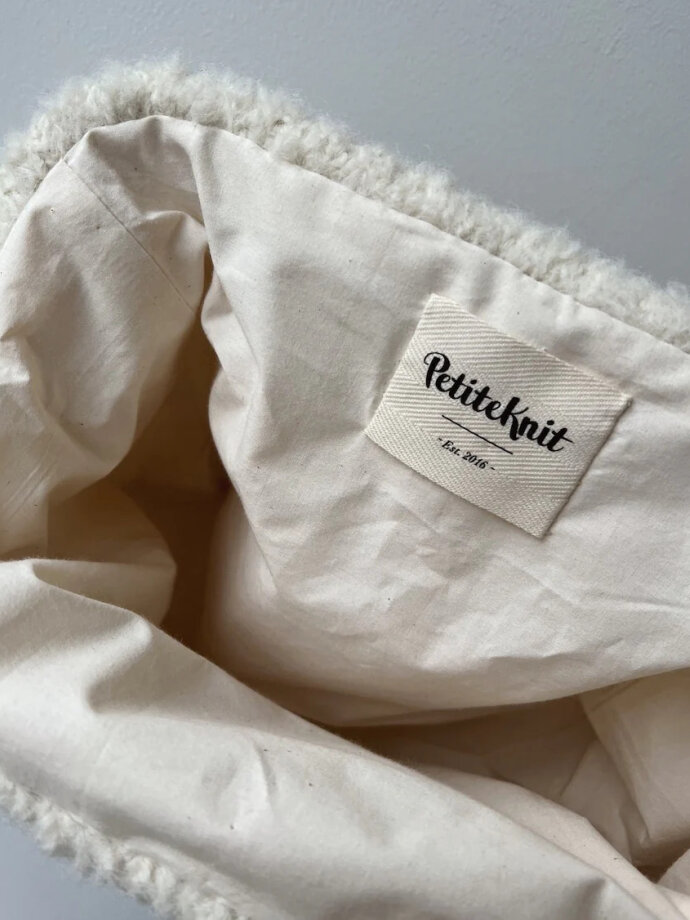 Petiteknit - PETITEKNIT For til stor 'Teddy Clutch'