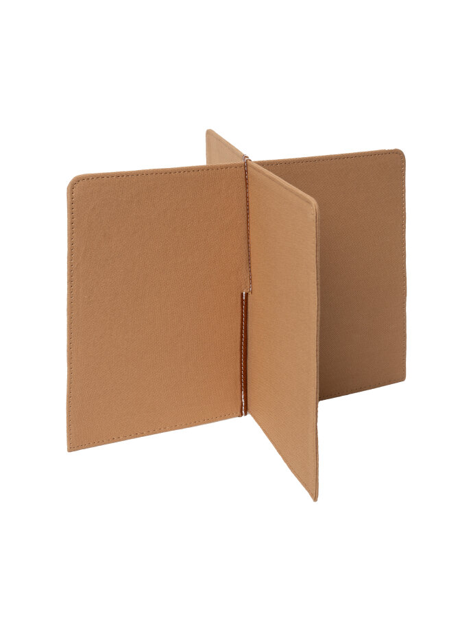 RE:DESIGNED - RE:DESIGNED 'Project 27' Låg RE:DESIGNED - RE:DESIGNED 'Project 27' Låg