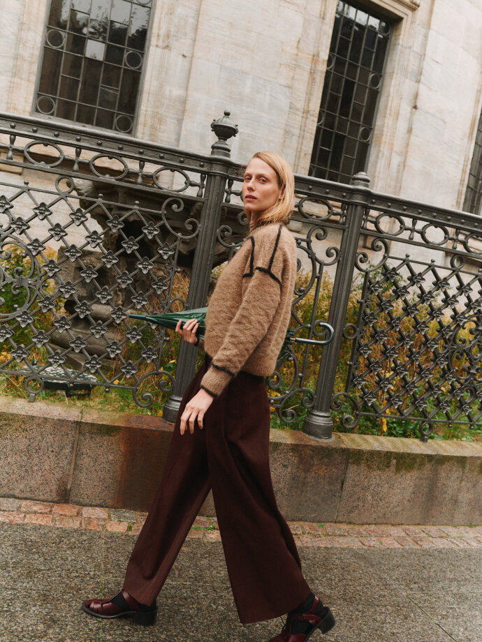 Isager Yarn - GARNKIT 'Zoe Loop Sweater'