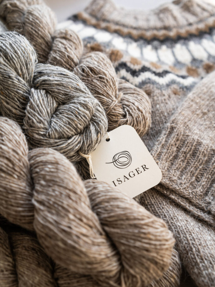 Isager Yarn - GARNKIT 'Jane B Sweater'