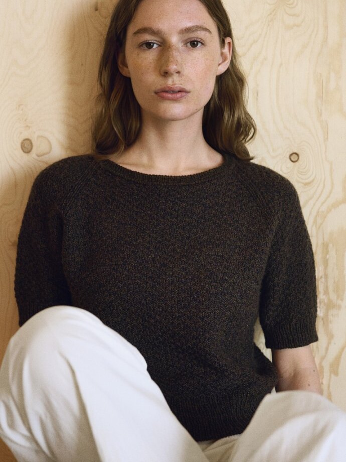 Isager Yarn - STRIKKEKIT 'Pearl Tee'